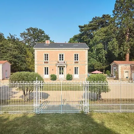La Champagnere - Domaine Avec Piscine - Seminaire - 15 Personnes Basse-Goulaine
