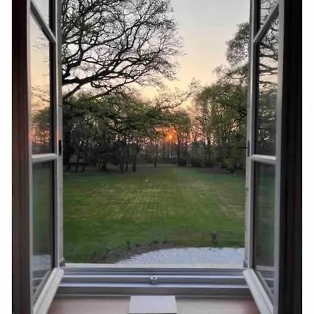 La Champagnere - Domaine Avec Piscine - Seminaire - 15 Personnes *