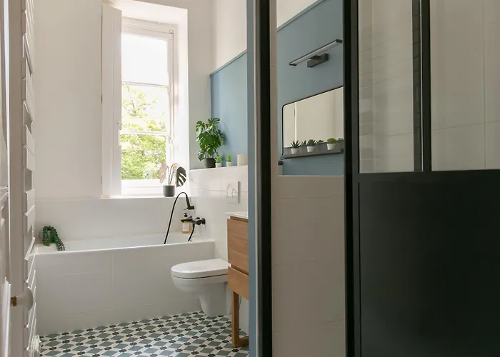 Vila La Champagnere - Domaine Avec Piscine - Seminaire - 15 Personnes