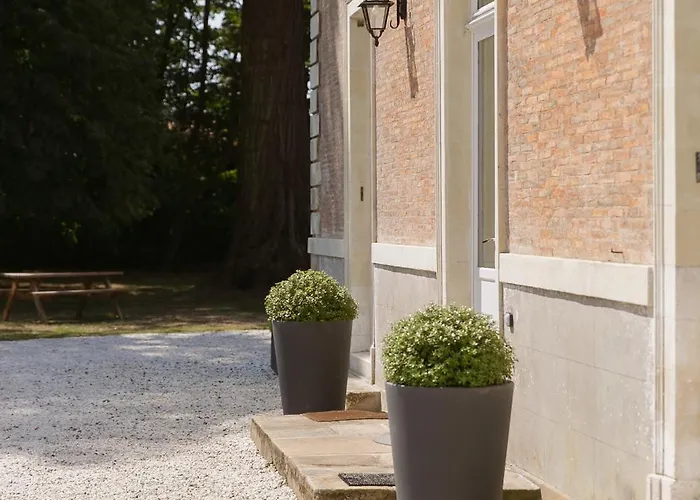 Vila La Champagnere - Domaine Avec Piscine - Seminaire - 15 Personnes